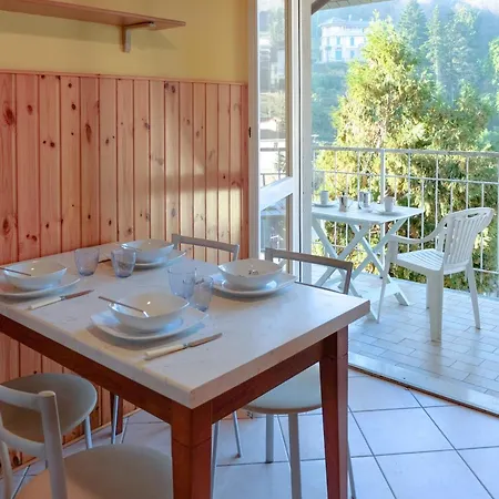 Dama Del Superiore * Stresa