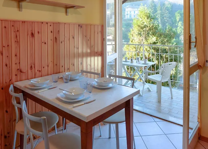 Dama Del Superiore * Stresa